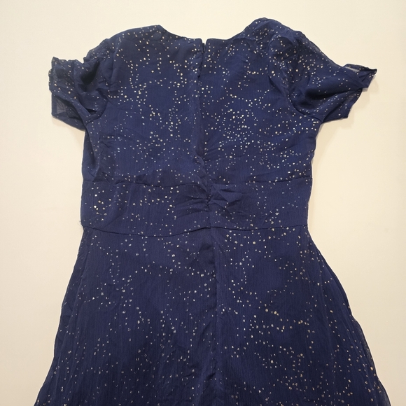 Hutch Tate Gown In Navy printed chiffon Short sleeves V-neckline Size 6 - Picture 10 of 12